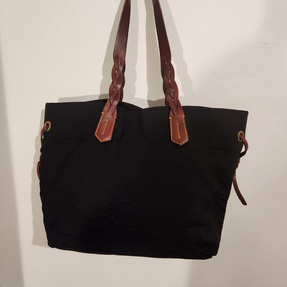 Vintage Dooney & BOURKE Black Tote Bag with Brown Leather Straps - Picture 2 of 13